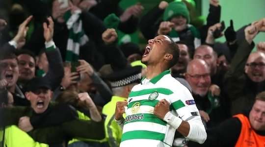 Vàoo! Ryan Christie nhận trách nhiệm thực hiện quả phạt góc, còn Christopher Jullien (Celtic) là người đã chạm được đầu vào quả bóng và đưa nó vào góc thấp bên trái khung thành. Tỉ số là 2:1.