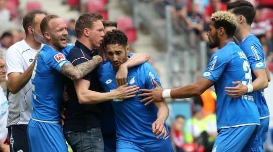Ishak Belfodil (Hoffenheim) nhận một đường chuyền tốt và sút bóng mạnh từ cự ly tầm trung về phía góc cao bên phải khung thành, không cho thủ môn cơ hội nào.