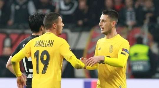 Một cú sút tuyệt vời! Selim Amallah (St. Liege) thể hiện sự bình tĩnh tuyệt vời trong vòng cấm để tung một cú sút nhanh vào góc phải phía dưới. Tỉ số là 2:1.