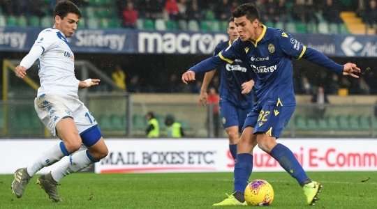 Vào! Mattia Zaccagni thể hiện nhãn quan chiến thuật tuyệt vời bằng một đường chuyền tinh quái bên trong vòng cấm. Matteo Pessina (Verona) cũng đã hoàn thành tốt phần việc của mình với cú sút một chạm, ghim bóng vào góc thấp bên phải khung thành. 2:0.