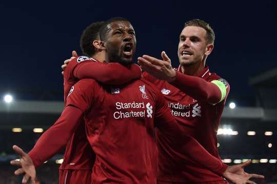Đó là một bàn thắng! Tỉ số được nâng lên 3:0. Georginio Wijnaldum (Liverpool) nhảy lên cao nhất để đón quả tạt hoàn hảo từ Xherdan Shaqiri và tung một cú đánh đầu từ cự li gần vào góc trái khung thành. Thủ môn Marc-Andre ter Stegen đã hoàn toàn bó tay.