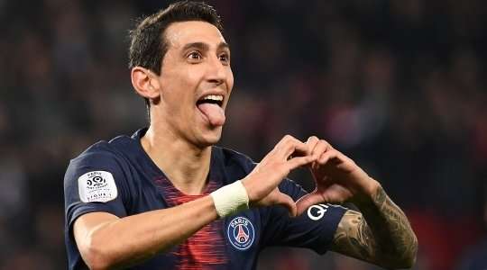 Angel Di Maria (Paris SG) ghi một bàn thắng tuyệt vời từ quả đá phạt. Cú sút thẳng của anh đi chính xác vào góc phải phía trên, bóng đập cột dọc trước khi vào lưới. Một bàn thắng rất ấn tượng!