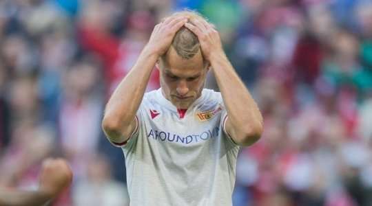 Sebastian Andersson (Union Berlin) đặt bóng tại chấm phạt đền và tung cú sút vào góc trái phía dưới. Pha dứt điểm của anh không đủ lực và thủ môn Manuel Neuer đã kịp đổ người phá bóng ra ngoài với một tình huống cứu thua xuất sắc.