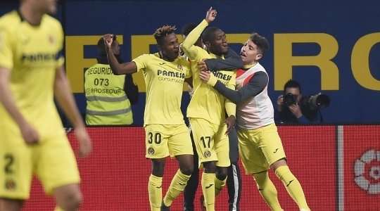 Một đường chuyền xé toang hàng phòng ngự đưa bóng đến chân Karl Toko Ekambi (Villarreal) trong vòng cấm và cầu thủ này đã không bỏ lỡ cơ hội! Nỗ lực của anh đi chuẩn xác vào góc phải khung thành.