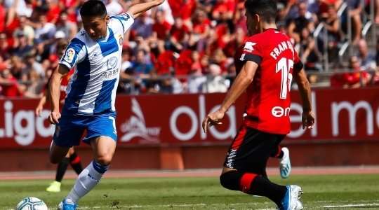Sau khi nhận được một đường chuyền ngắn, Lei Wu (Espanyol) tìm thấy khoảng trống bên trong vòng cấm vừa đủ cho một cú sút, nhưng nỗ lực của anh đã đi lệch ra ngoài cột dọc bên trái.