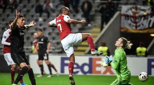 Wilson Eduardo (Braga) đón đường căng ngang hoàn hảo vào sâu bên trong vòng cấm từ Wenderson Galeno và khống chế bóng một cách tinh tế. Tiếp theo, anh tung một cú sút căng vào ngay giữa khung thành, nâng tỉ số lên: 3:1.