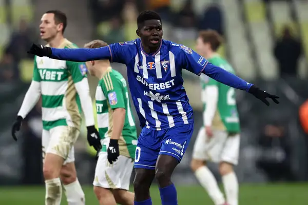Senegalese striker Ousmane Sow in action for Gornik Zabrze