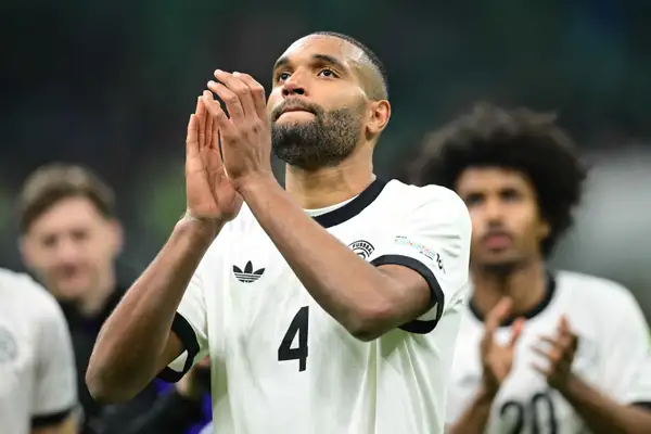 Tah describes choosing a national team as 'a matter of the heart' after a young talent opts for Algeria over Germany