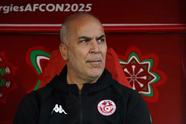Sami Trabelsi in the Tunisia dugout