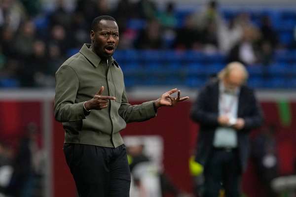 Senegal's head coach Pape Thiaw