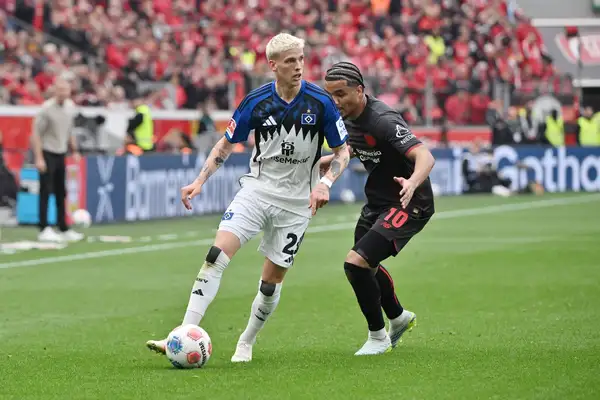Danish international Albert Gronbaek in action for HSV against Bayer Leverkusen in the German Bundesliga