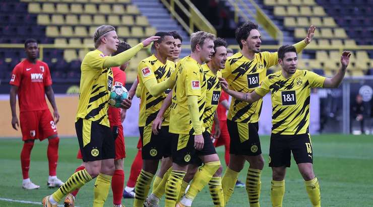 Lợi thế từ tình huống cố định đã được khai thác rất tốt! Marco Reus thực hiện quả đá phạt và treo bóng vào vòng 5m50. Thomas Delaney (Dortmund) có một cú đánh đầu nhẹ nhàng, đủ để làm bóng đổi hướng vào nóc lưới. Thủ môn Rafal Gikiewicz đã không thể phản ứng đủ nhanh và tỉ số được nâng lên 1:1.