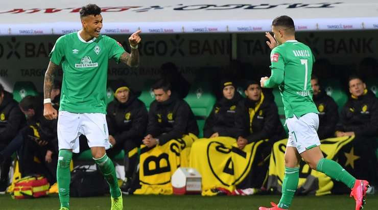 Vào! Davie Selke (Werder Bremen) dễ dàng đệm bóng vào lưới trống từ một cự ly gần, sau khi một cú sút đã đập vào một người hậu vệ và quả bóng bật ra. Tỉ số là 1:0.
