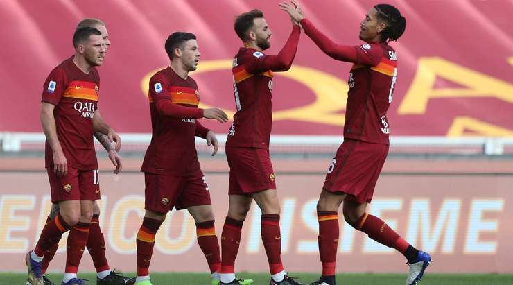 VÀO! Một pha kiến tạo xuất sắc của Lorenzo Pellegrini, người đóng vai trò then chốt trong việc tổ chức tấn công. Anh ấy dọn cỗ cho Borja Mayoral (AS Roma), người đánh bại Ivan Provedel với một cú sút tuyệt vời vào bên phải mành lưới. 1:0.