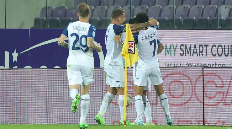 Sergej Milinkovic-Savic có một đường căng ngang xuất sắc vào trong vòng cấm. Mattia Zaccagni (Lazio) đón bóng và đánh đầu từ cự li gần vào phía trong cột dọc bên trái, đánh bại thủ môn Pietro Terracciano. Một tình huống thể hiện sự nhạy bén cũng như khả năng dứt điểm thượng hạng. Tỉ số là 0:2.