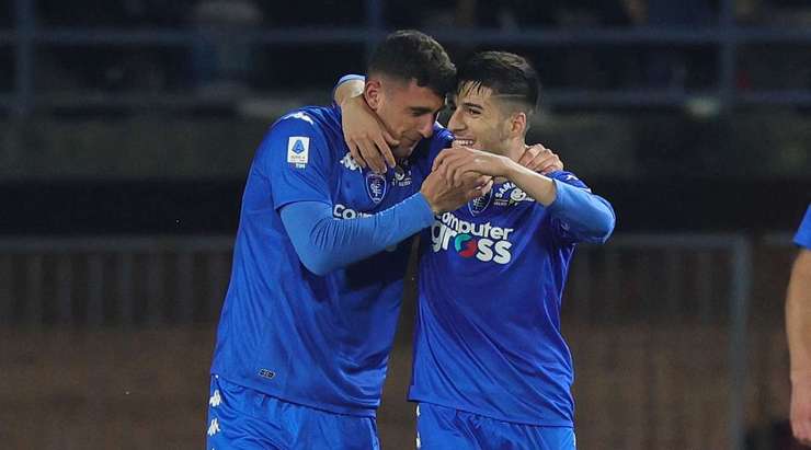Vào! Roberto Piccoli (Empoli) chớp cơ hội sau một tình huống bóng bật ra trong vòng cấm và đánh bại thủ môn với một cú sút vào góc thấp bên trái. Tỉ số đã được nâng lên: 4:1.