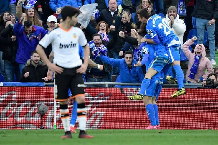 Jorge Molina (Getafe) có một pha đi bóng độc diễn tuyệt vời và dứt điểm từ trong vòng cấm, đánh bại thủ môn Jaume Domenech với một cú sút vào góc phải khung thành. Tỉ số bây giờ là: 2:0.