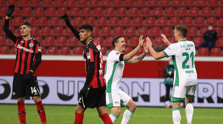 Vào! Grischa Promel (Union Berlin) sút bóng thành bàn từ cự li rất gần sau khi đón một đường chuyền. Kiến tạo bởi Max Kruse. Tỉ số là 1:2.