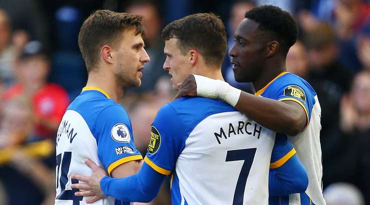 Vào! Danny Welbeck (Brighton) đón bóng bật ra và từ rìa vòng cấm, anh ấy tung một cú sút chìm đi vào góc trái phía dưới. Jose Sa không thể ngăn bóng vào lưới. Tỉ số là 5:0.