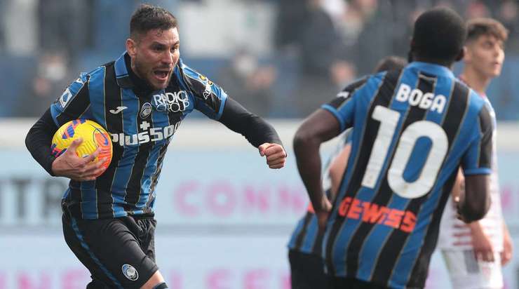 Bóng bật ra ngay trước khung thành và Jose Luis Palomino (Atalanta) đánh đầu thành bàn.