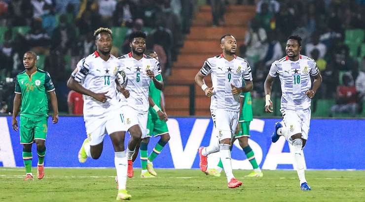 Vào! Daniel-Kofi Kyereh thực hiện một quả tạt tốt từ vị trí phạt góc. Đường kiến tạo của anh đưa bóng đến vị trí của Richmond Boakye (Ghana) một cách hoàn hảo và cú đánh đầu dũng mãnh của cầu thủ này từ gần chấm phạt đền đã đưa bóng thẳng vào góc phải phía trên. Tỉ số là 1:2.