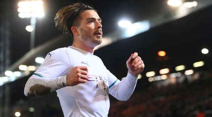 Vào! Phil Foden thể hiện nhãn quan tuyệt vời của mình với đường chuyền sắc sảo cho Jack Grealish (Manchester City). Cầu thủ này cũng chứng tỏ bản lĩnh của một sát thủ vòng cấm và dứt điểm gọn gàng từ cự ly gần vào lưới. Tỉ số là 0:2.