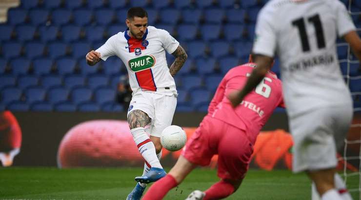 Vào! Mauro Icardi (Paris SG) ghi bàn sau một pha kiến tạo bởi Angel Di Maria cho phép anh ấy đưa bóng vào lưới trống. Tỉ số là 4:0.