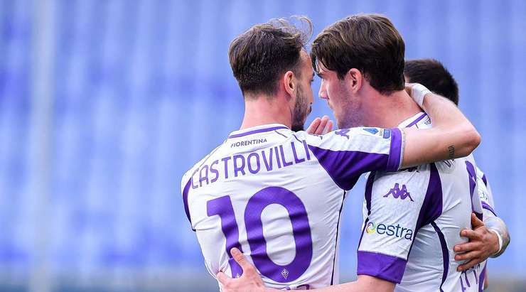 Vàoo! Dusan Vlahovic (Fiorentina) ghi bàn với một cú sút trong vòng cấm sau khi đón một đường chuyền bằng đầu từ Gaetano Castrovilli. Anh ấy thay đổi tỉ số thành 1:1.