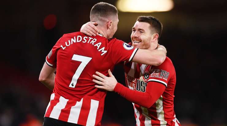 Vào! David McGoldrick thể hiện nhãn quan tuyệt vời của mình với đường chuyền sắc sảo cho John Fleck (Sheffield Utd), người đã rất bình tĩnh dứt điểm gọn gàng vào lưới. Tỉ số là 2:0.