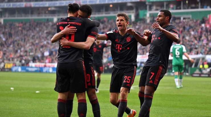 Vào! Noussair Mazraoui thể hiện nhãn quan chiến thuật tuyệt vời bằng một đường chuyền tinh quái bên trong vòng cấm. Leroy Sane (Bayern Munich) cũng đã hoàn thành tốt phần việc của mình với cú sút một chạm, ghim bóng vào góc thấp bên trái khung thành. 0:2.