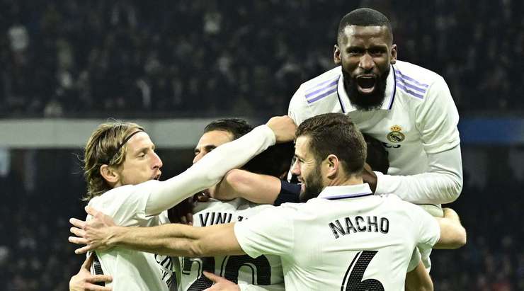 Vinicius Junior (Real Madrid) kết thúc nỗ lực đi bóng đẹp mắt của mình với một cú sút xuất sắc từ trong vòng cấm. Bóng đi vào góc thấp bên phải khung thành và Giorgi Mamardashvili chỉ có thể vào lưới nhặt bóng. Tỉ số là 2:0.