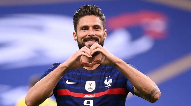 Một pha dứt điểm xuất sắc! Olivier Giroud (Pháp) khống chế gọn gàng đường chuyền từ Corentin Tolisso tại rìa vòng cấm, sau đó, anh tung một cú sút căng vào góc cao bên trái khung thành. Tỉ số là 2:0.