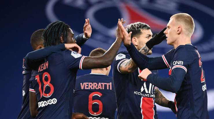 Vào! Moise Kean (Paris SG) dễ dàng đệm bóng vào lưới trống từ một cự ly gần, sau khi một cú sút đã đập vào một người hậu vệ và quả bóng bật ra. Tỉ số là 2:1.
