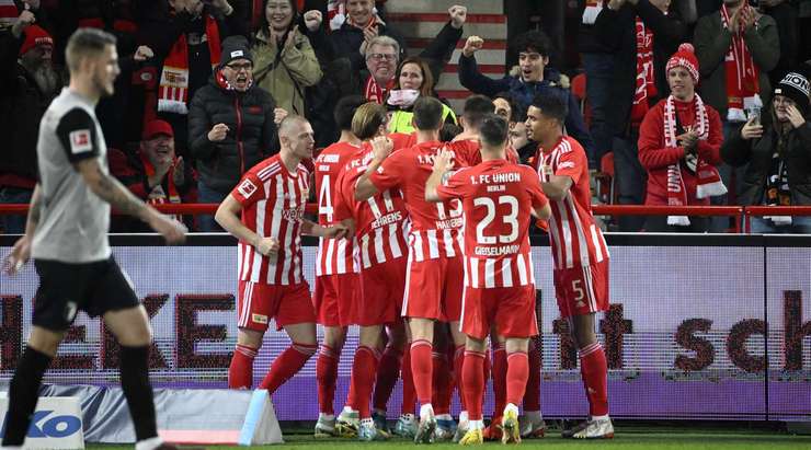 Rafal Gikiewicz đã ở rất xa khung thành khi đồng đội của anh để mất bóng và Sheraldo Becker (Union Berlin) dễ dàng dứt điểm từ xa vào khung thành bỏ trống. Tỉ số hiện tại là 1:0.