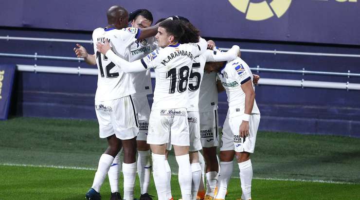 Cucu thực hiện một đường chuyền về phía Cucho (Getafe), người kết thúc nó với một cú sút xa không tưởng. Bóng đi thẳng vào nóc lưới trong sự ngỡ ngàng của thủ môn. Tỉ số bây giờ là 0:1.