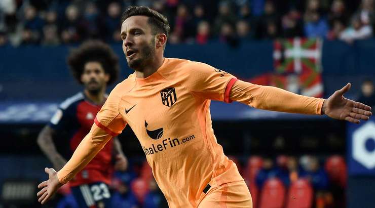 Vào! Rodrigo de Paul thể hiện nhãn quan tuyệt vời của mình với đường chuyền sắc sảo cho Saul Niguez (Atl. Madrid), người đã rất bình tĩnh sút bóng vào góc phải phía dưới. Tỉ số là 0:1.