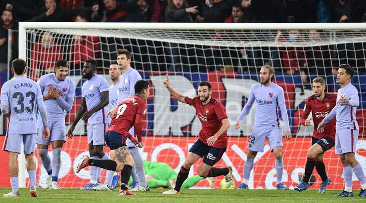 Bóng bật ra và đến chân của Chimy Avila (Osasuna) ở ngay bên ngoài vòng cấm. Anh không hề do dự và tung một cú sút tuyệt vời vào góc trái phía dưới. Pha dứt điểm đi ra ngoài tầm với của thủ thành Marc-Andre ter Stegen và tỉ số đã được thay đổi thành 2:2.