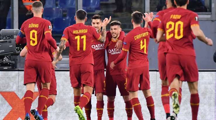 Bàn thắng đến từ một tình huống phối hợp đồng đội tuyệt vời! Carles Perez (AS Roma) đón một đường chuyền hoàn hảo và tung một cú sút xuất sắc, đi chìm vào phía trong cột dọc bên trái. Thủ môn không thể làm gì với những cú sút như thế.