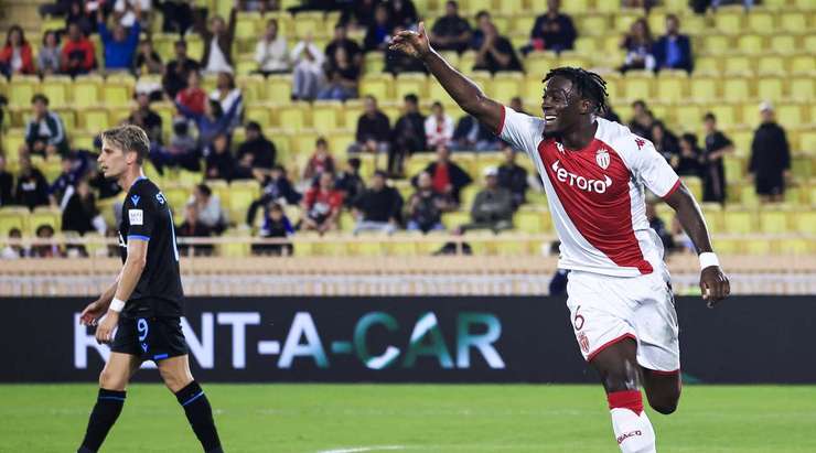 Axel Disasi (Monaco) đón bóng bật ra trong vòng 5m50 và đánh đầu. Pha dứt điểm của anh đã đưa được bóng vào sát phía trong cột dọc bên trái, và vì vậy, tỉ số đã được nâng lên 3:0.