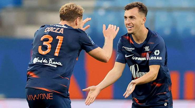 Vào! Sacha Delaye (Montpellier) đón bóng bật ra và từ rìa vòng cấm, anh ấy tung một cú sút chìm đi vào góc trái phía dưới. Yehvann Diouf không thể ngăn bóng vào lưới. Tỉ số là 1:1.