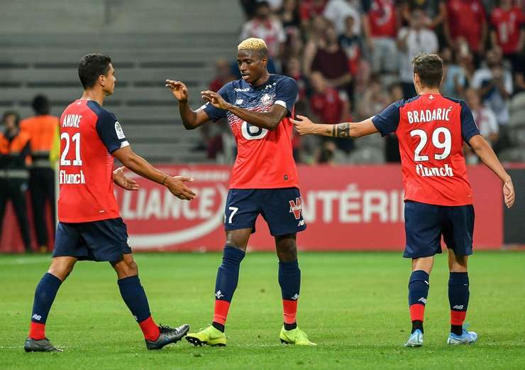 Bàn thắng đến từ một tình huống phối hợp đồng đội tuyệt vời! Victor Osimhen (Lille) đón một đường chuyền hoàn hảo và tung một cú sút xuất sắc, đi chìm vào phía trong cột dọc bên phải. Thủ môn không thể làm gì với những cú sút như thế.