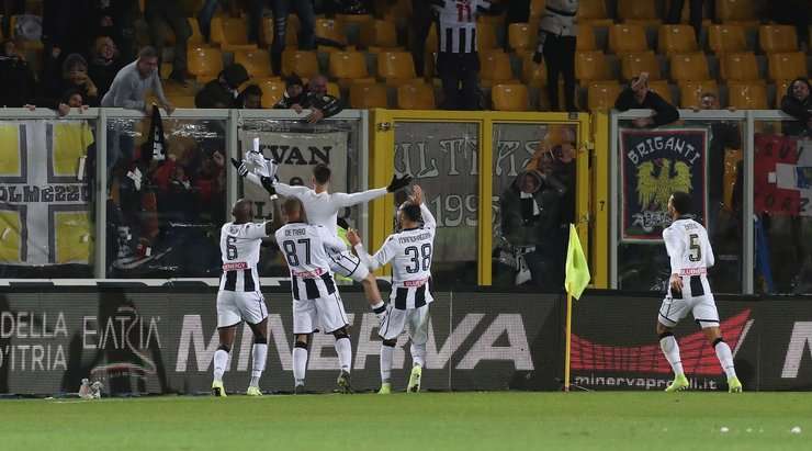 Một nỗ lực cá nhân đáng kinh ngạc của Rodrigo De Paul (Udinese) kết thúc với một cú sút từ trong vòng cấm. Bóng đi rất căng vào góc trái khung thành và thay đổi tỉ số thành 0:1. Thủ môn Gabriel đã không thể làm được gì.