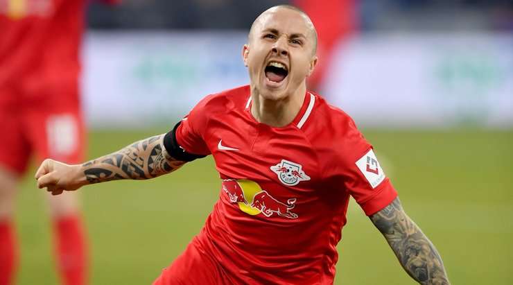 Angelino (RB Leipzig) kết thúc nỗ lực đi bóng đẹp mắt của mình với một cú sút xuất sắc từ trong vòng cấm. Bóng đi vào góc thấp bên phải khung thành và Alexander Nubel chỉ có thể vào lưới nhặt bóng. Tỉ số là 0:4.