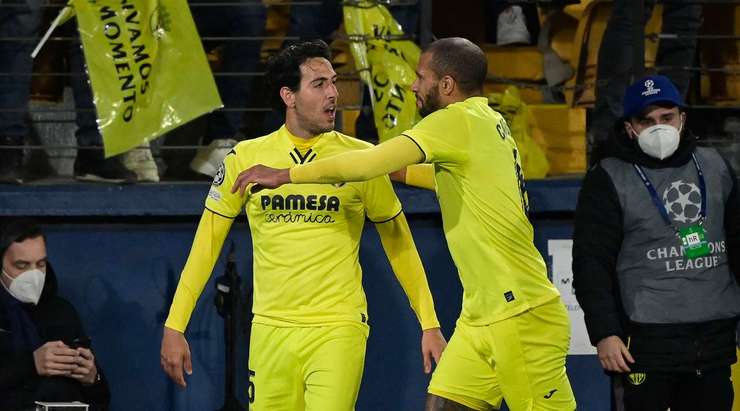 Vào! Dani Parejo (Villarreal) ghi bàn với một cú sút tuyệt vời vào bên phải khung thành sau khi được giải thoát trong vòng cấm bởi một đường chuyền bổng xuất sắc từ Etienne Capoue. Tỉ số bây giờ là 1:1.