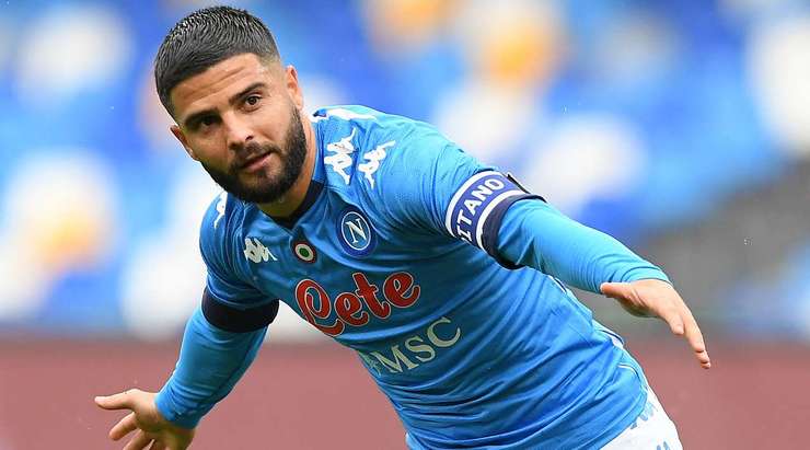 Vào! Giovanni Di Lorenzo chuyền bóng cho Lorenzo Insigne (Napoli) và cầu thủ này có một cú sút bị bị đổi hướng ngay trong vòng cấm, khiến thủ môn Alex Cordaz không thể làm gì được. 1:0.