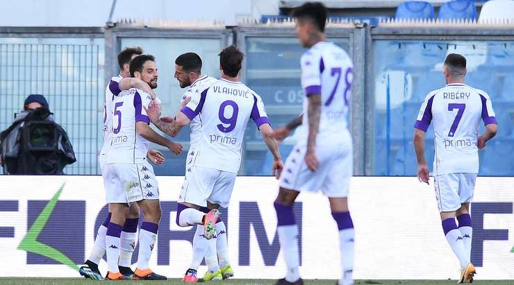 Vào! Từ ngoài vòng cấm địa, Giacomo Bonaventura (Fiorentina) kiểm soát gọn gàng một đường chuyền chính xác từ Franck Ribery. Anh quan sát nhanh và tung một cú sút không thể cản phá đi thẳng vào góc trái khung thành. Tỉ số là 0:1.