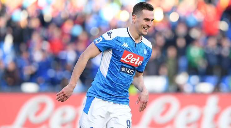 Vào! Arkadiusz Milik (Napoli) ghi bàn sau một pha kiến tạo bởi Mario Rui cho phép anh ấy đưa bóng vào lưới trống. Tỉ số là 1:1.
