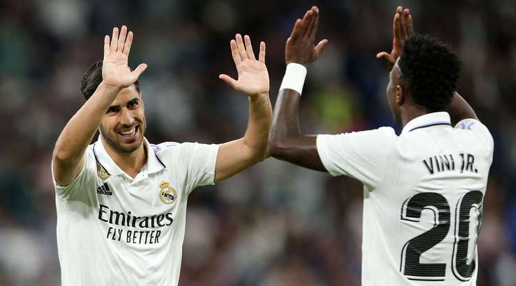 Vào! Lucas Vazquez chuyền bóng đến chân Marco Asensio (Real Madrid) và cầu thủ này tung một cú sút từ rìa vòng cấm. Bóng bị một cầu thủ khác làm đổi hướng, khiến thủ môn David Soria không kịp trở tay. Tỉ số là 1:0.