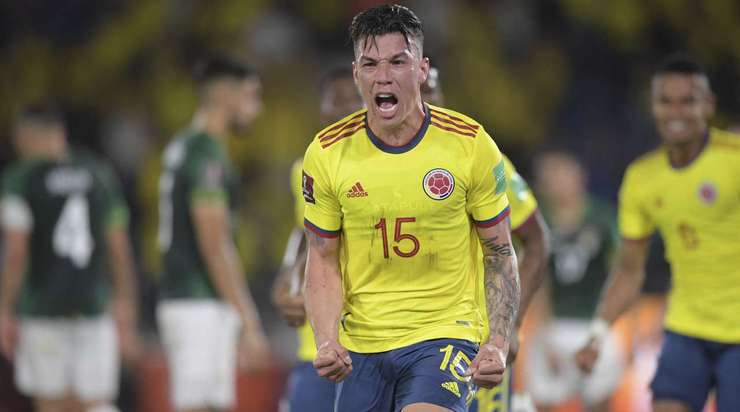 Mateus Uribe (Colombia) đón bóng bật ra trong vòng 5m50 và đánh đầu. Pha dứt điểm của anh đã đi thẳng vào ngay giữa mành lưới, và vì vậy, tỉ số đã được nâng lên 3:0.