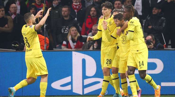 Jorginho nhồi bóng cho Christian Pulisic (Chelsea), người đón đường chuyền của anh ở trong vòng cấm và ra chân rất nhanh vào góc trái phía dưới! Thủ môn đã không thể làm gì được. 1:1!